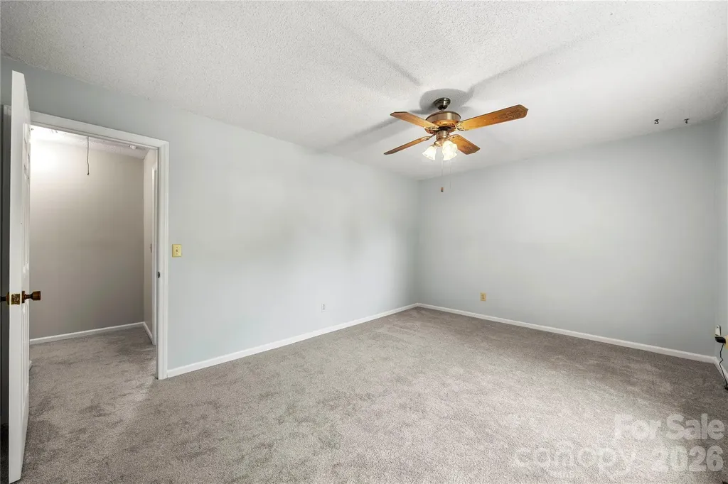 628 Bellows Lane Charlotte NC 28270