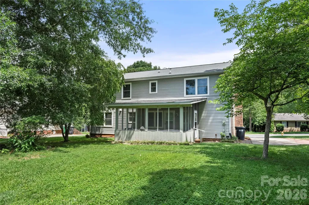 628 Bellows Lane Charlotte NC 28270