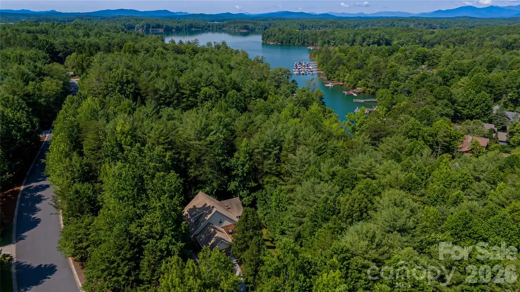 1518 Southpointe Drive Morganton NC 28655