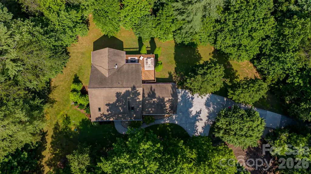 1518 Southpointe Drive Morganton NC 28655