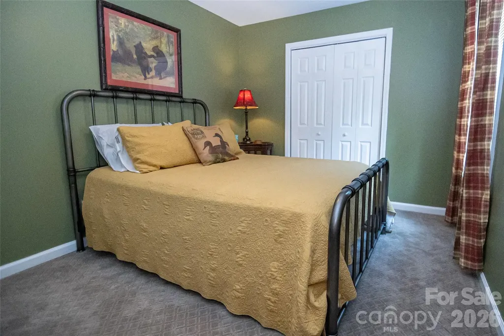 1518 Southpointe Drive Morganton NC 28655