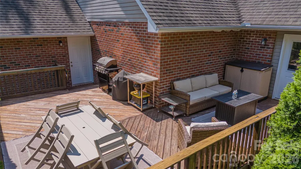 1518 Southpointe Drive Morganton NC 28655