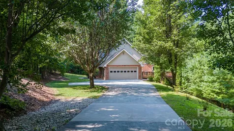 1518 Southpointe Drive Morganton NC 28655