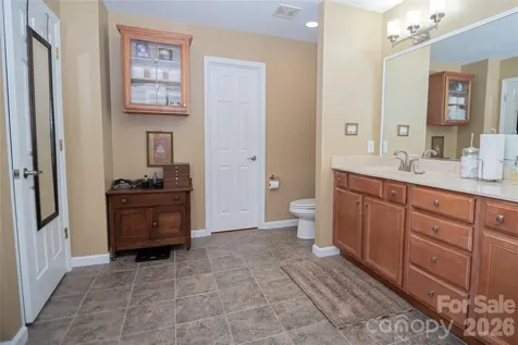 1518 Southpointe Drive Morganton NC 28655