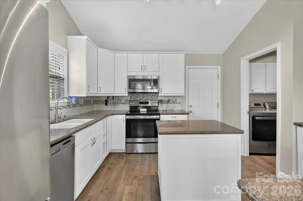 3237 Midland Road Midland NC 28107