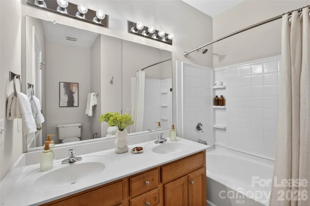 1508 Walnut View Drive Charlotte NC 28208