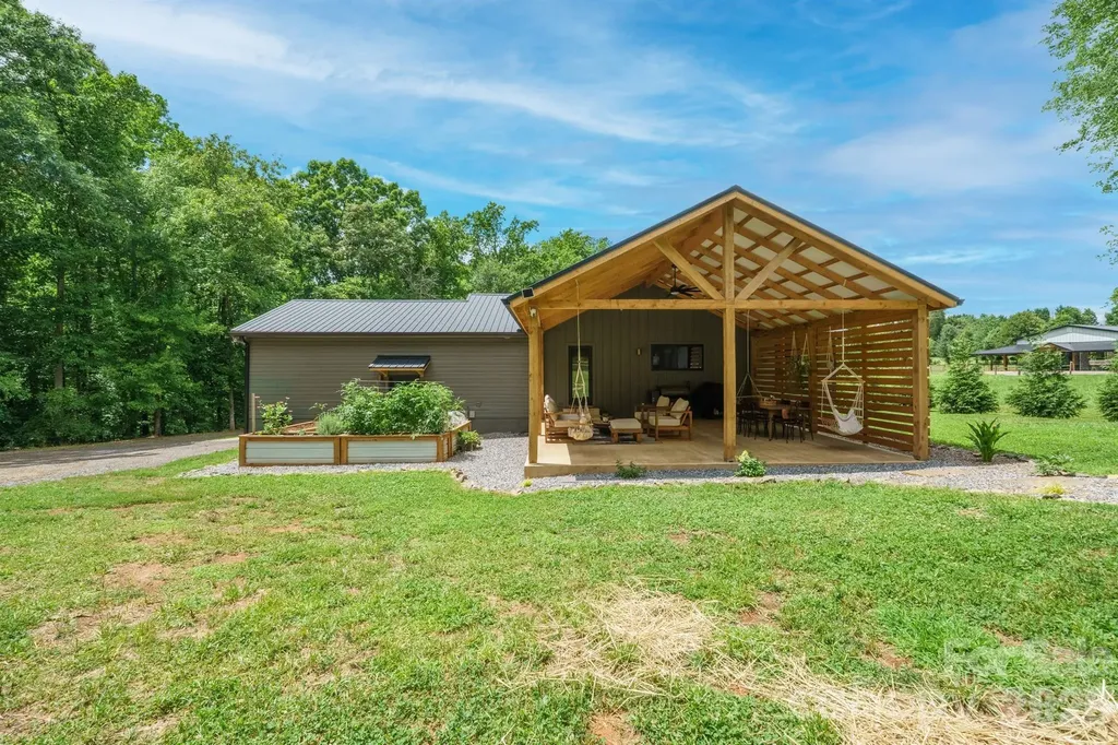 785 Midway Road Statesville NC 28625