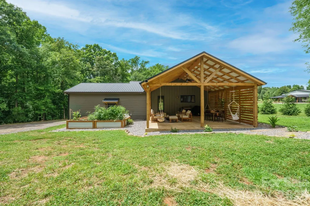 785 Midway Road Statesville NC 28625