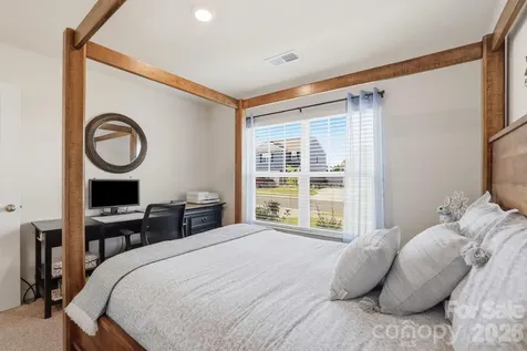 585 N Sparkleberry Street Chester SC 29706