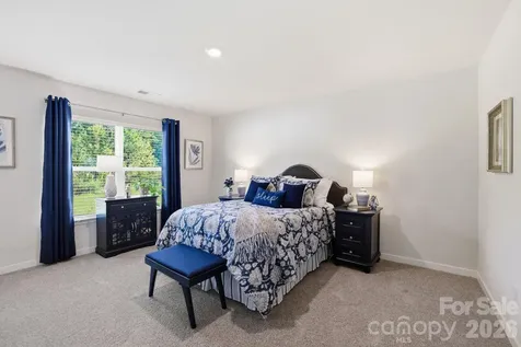 585 N Sparkleberry Street Chester SC 29706