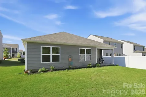 585 N Sparkleberry Street Chester SC 29706