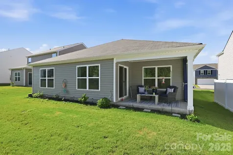 585 N Sparkleberry Street Chester SC 29706