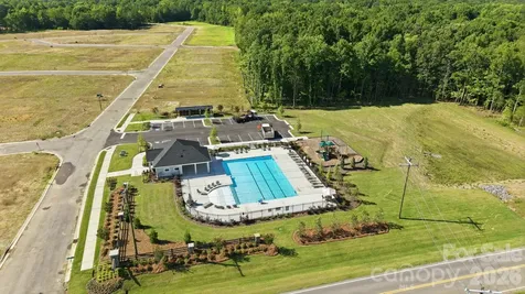 585 N Sparkleberry Street Chester SC 29706