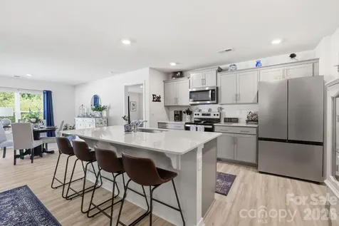 585 N Sparkleberry Street Chester SC 29706