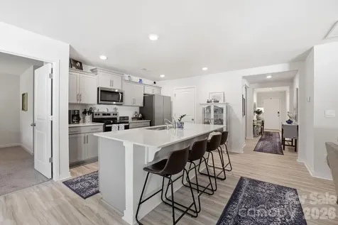 585 N Sparkleberry Street Chester SC 29706