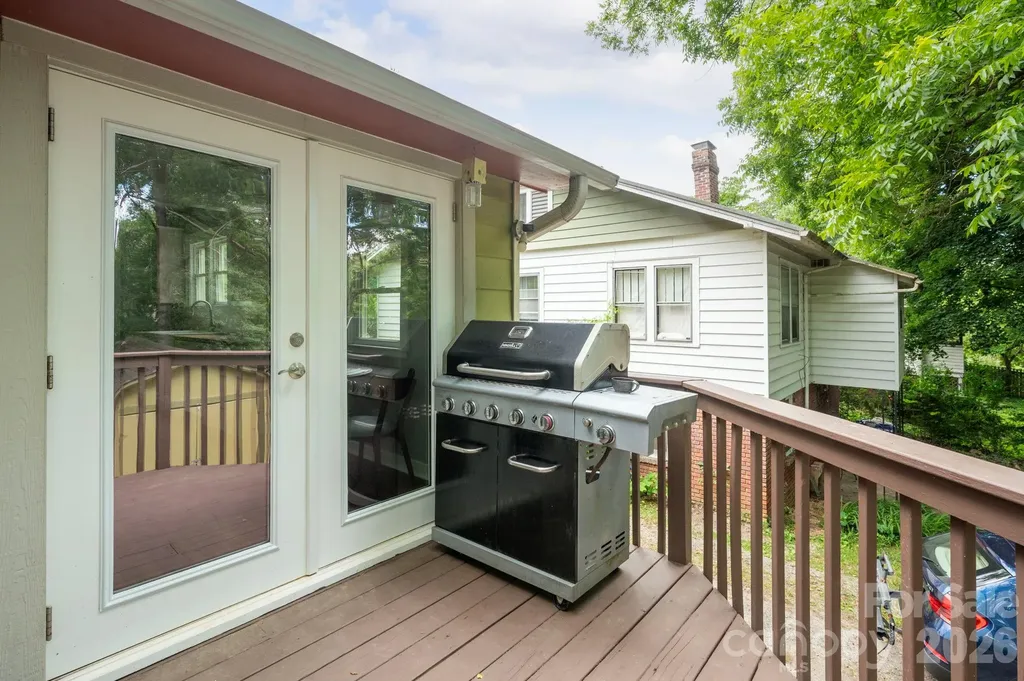 15 Westgate Road Asheville NC 28806