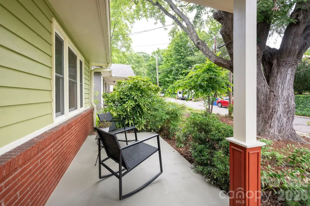 15 Westgate Road Asheville NC 28806