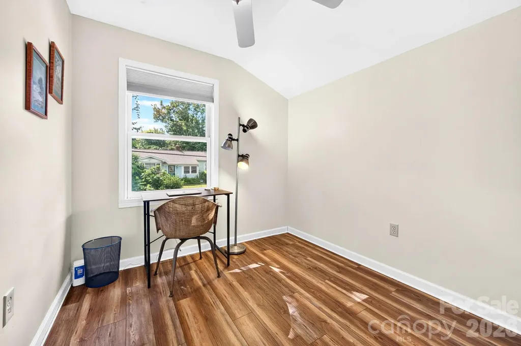15 Westgate Road Asheville NC 28806