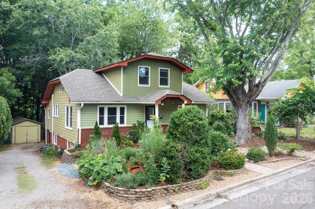 15 Westgate Road Asheville NC 28806