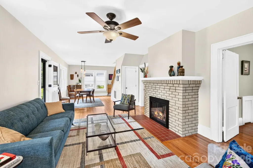 15 Westgate Road Asheville NC 28806