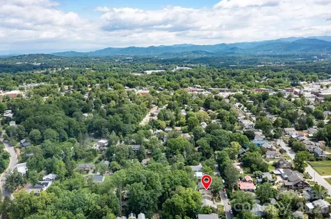 15 Westgate Road Asheville NC 28806