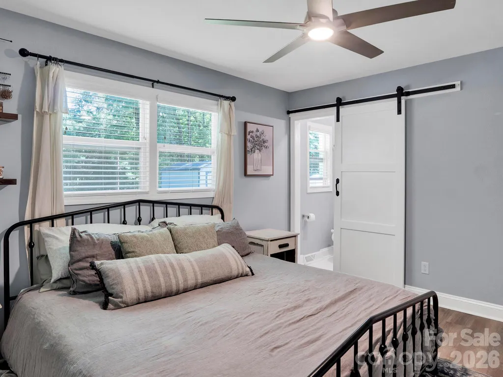 421 Catawba Circle N Matthews NC 28104