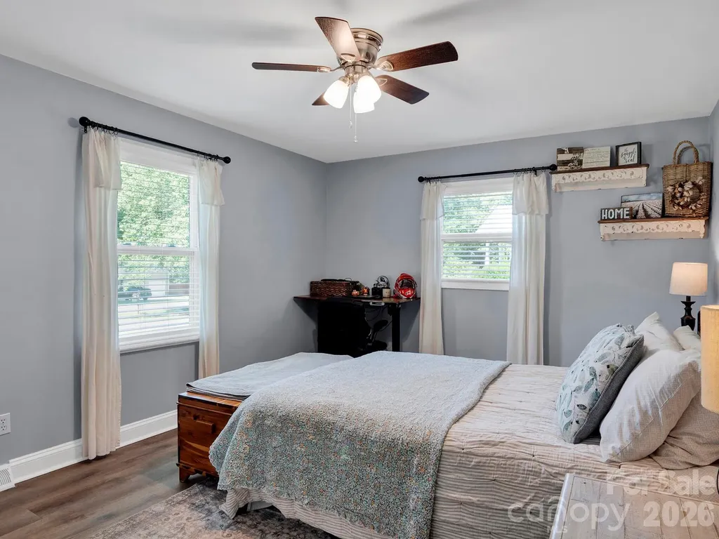 421 Catawba Circle N Matthews NC 28104