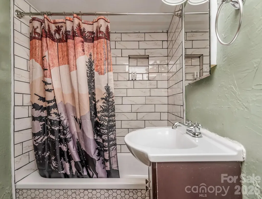 284 Grady Winkler Road Boone NC 28607