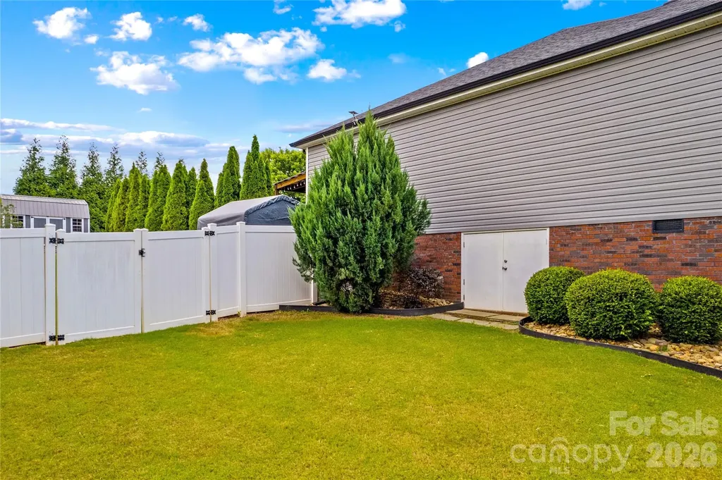 101 Ruby Lane Maiden NC 28650