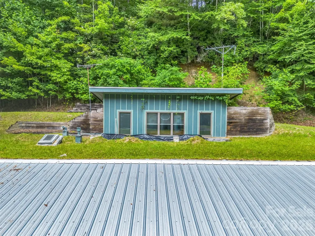 707 Cascade Trail Pisgah Forest NC 28768