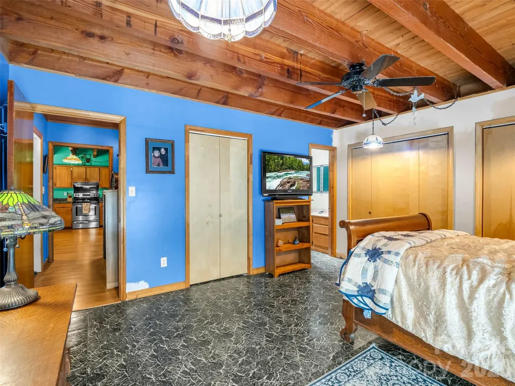707 Cascade Trail Pisgah Forest NC 28768