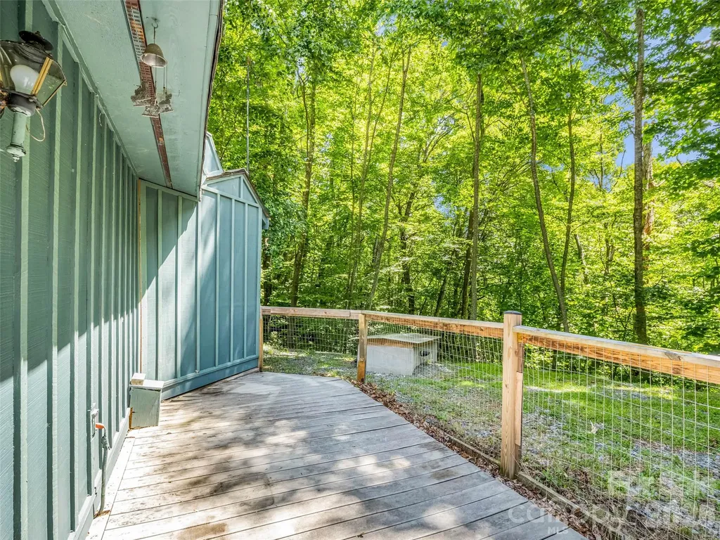 707 Cascade Trail Pisgah Forest NC 28768