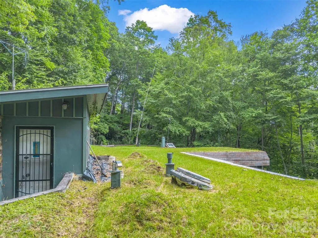 707 Cascade Trail Pisgah Forest NC 28768