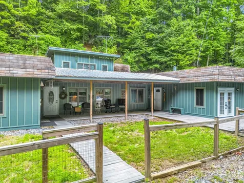 707 Cascade Trail Pisgah Forest NC 28768