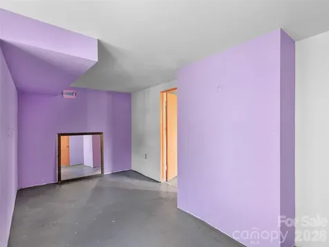 2 Pelzer Street Asheville NC 28804
