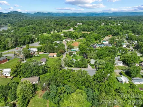 2 Pelzer Street Asheville NC 28804