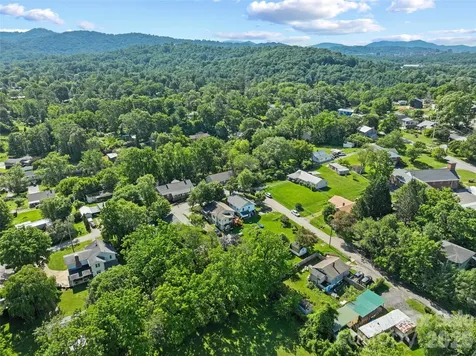 2 Pelzer Street Asheville NC 28804