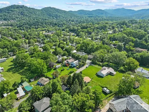 2 Pelzer Street Asheville NC 28804