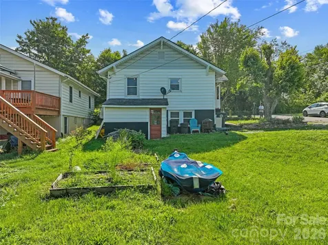 2 Pelzer Street Asheville NC 28804
