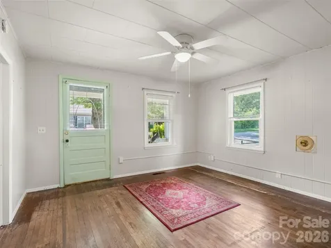 2 Pelzer Street Asheville NC 28804