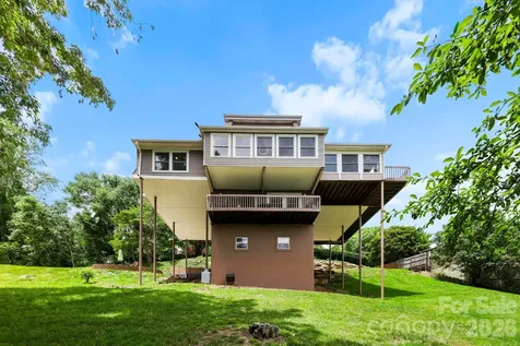 16 Audubon Drive Asheville NC 28804