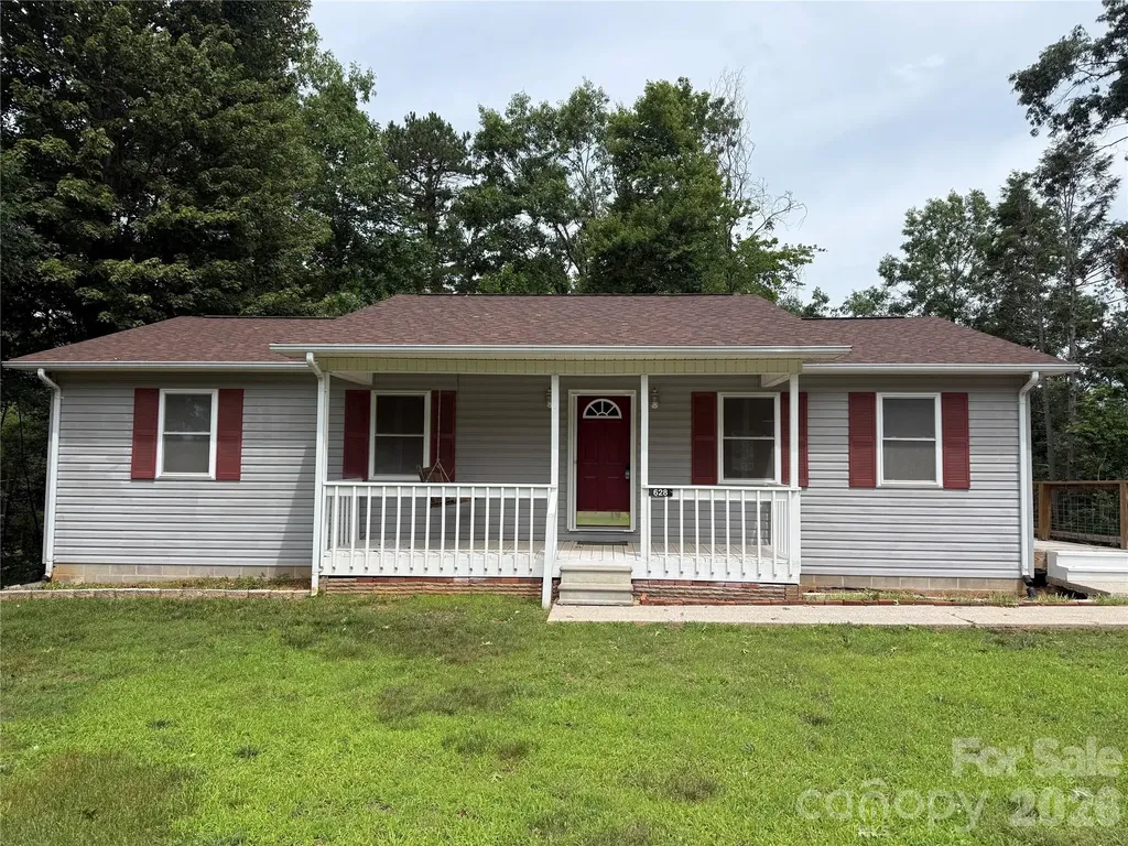 628 Hidden View Loop Marion NC 28752