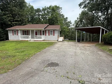 628 Hidden View Loop Marion NC 28752