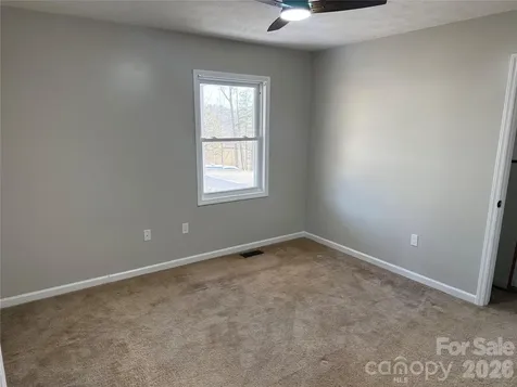 628 Hidden View Loop Marion NC 28752