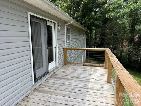 628 Hidden View Loop Marion NC 28752