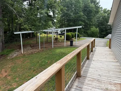 628 Hidden View Loop Marion NC 28752
