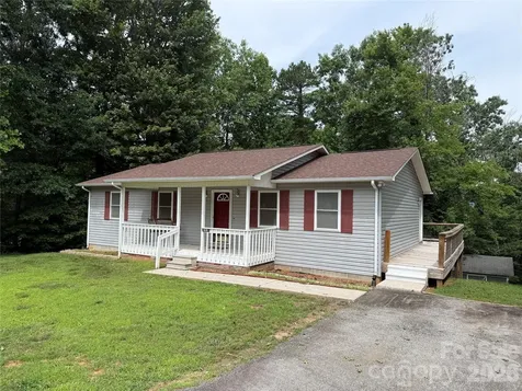 628 Hidden View Loop Marion NC 28752