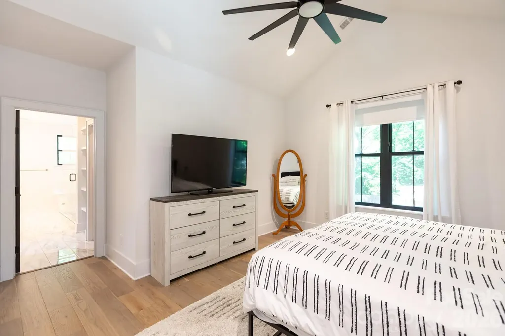 2629 Elon Street Charlotte NC 28208