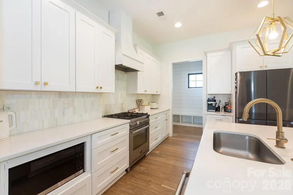 2629 Elon Street Charlotte NC 28208