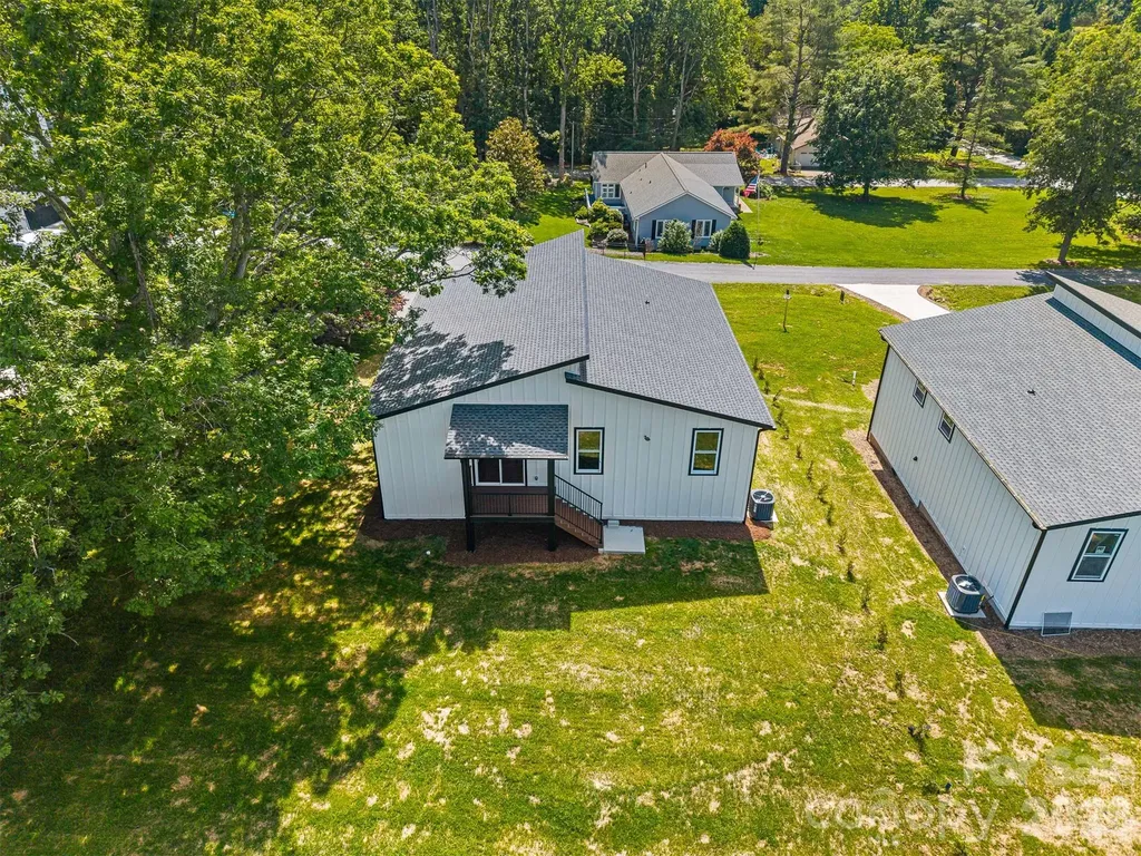 45 Klimovych Road Hendersonville NC 28792